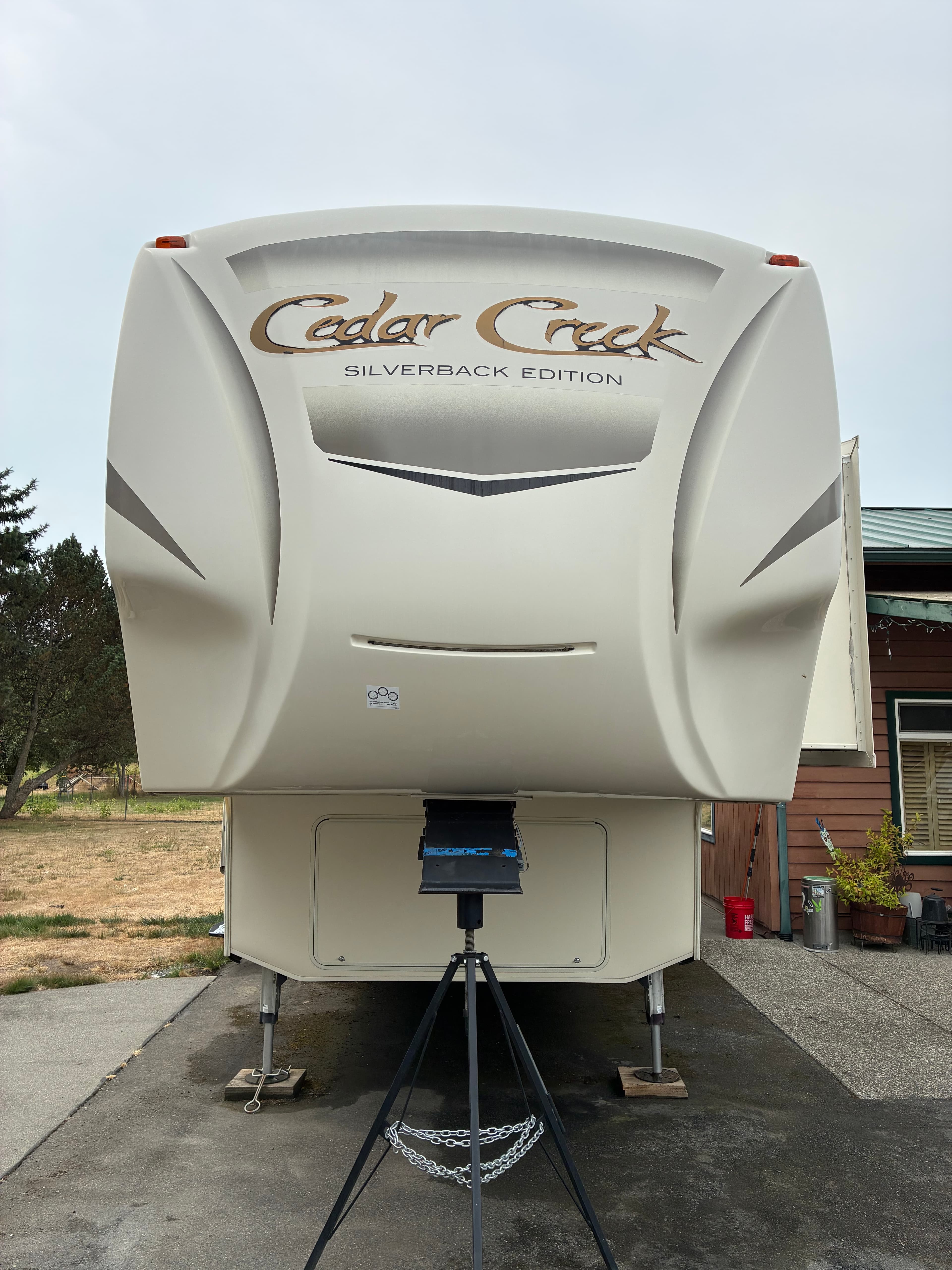 5th wheel front cap after black streak removal and professional exterior wash and wax in Marysville, WA